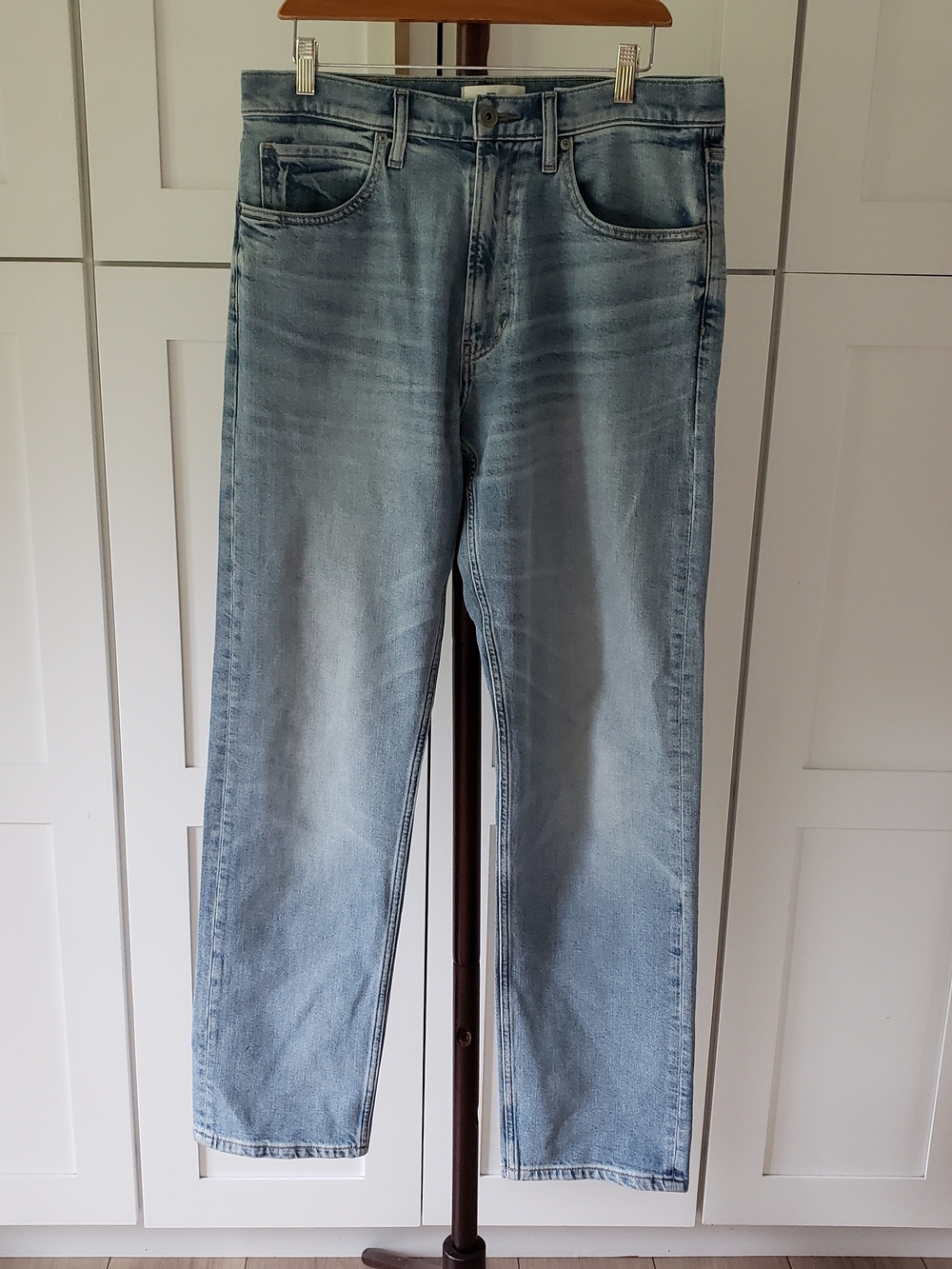 Banana Republic Jeans Mens 32x34 Light Blue Authentic Straight Denim